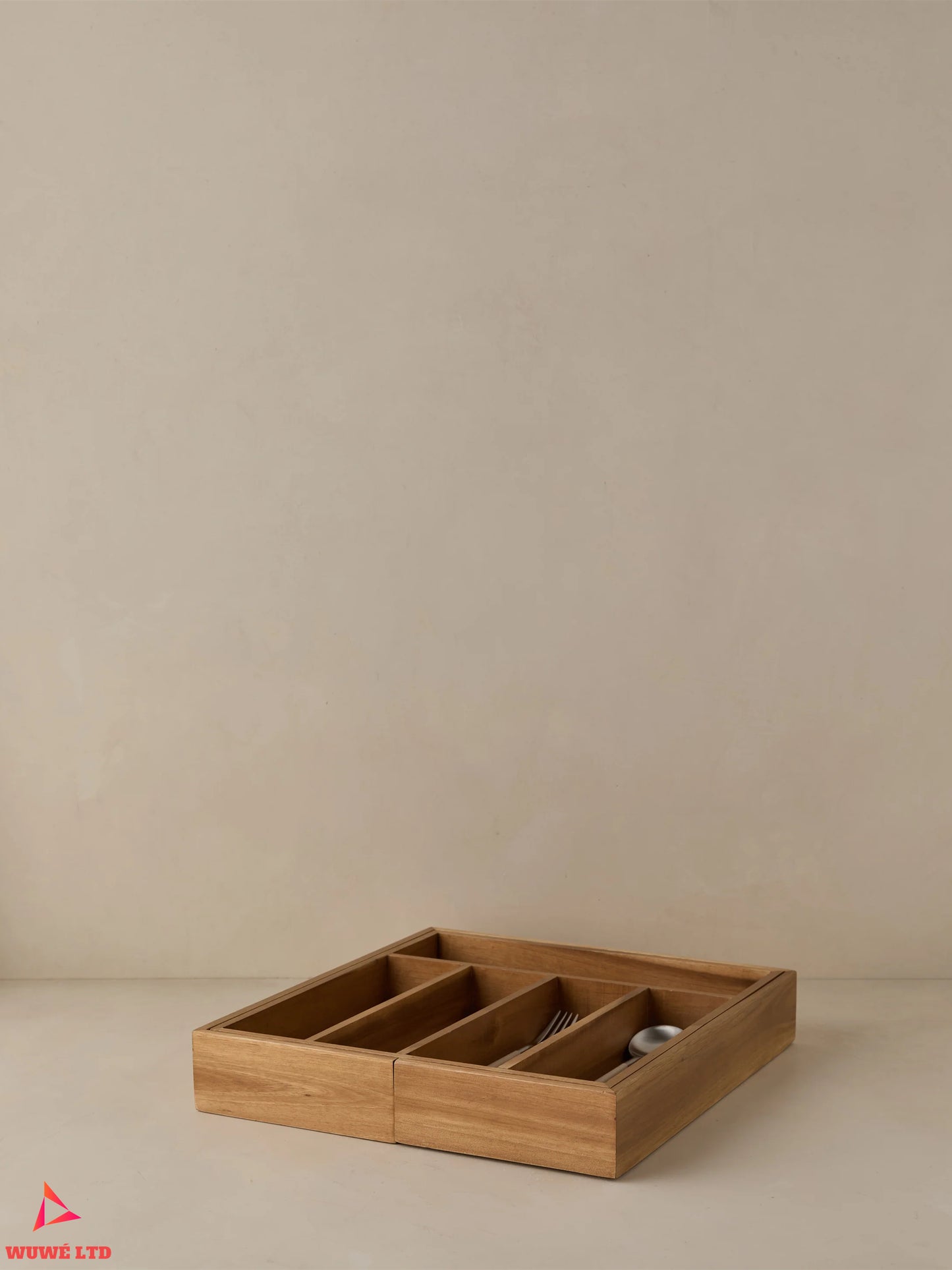 Expandable Cutlery Tray