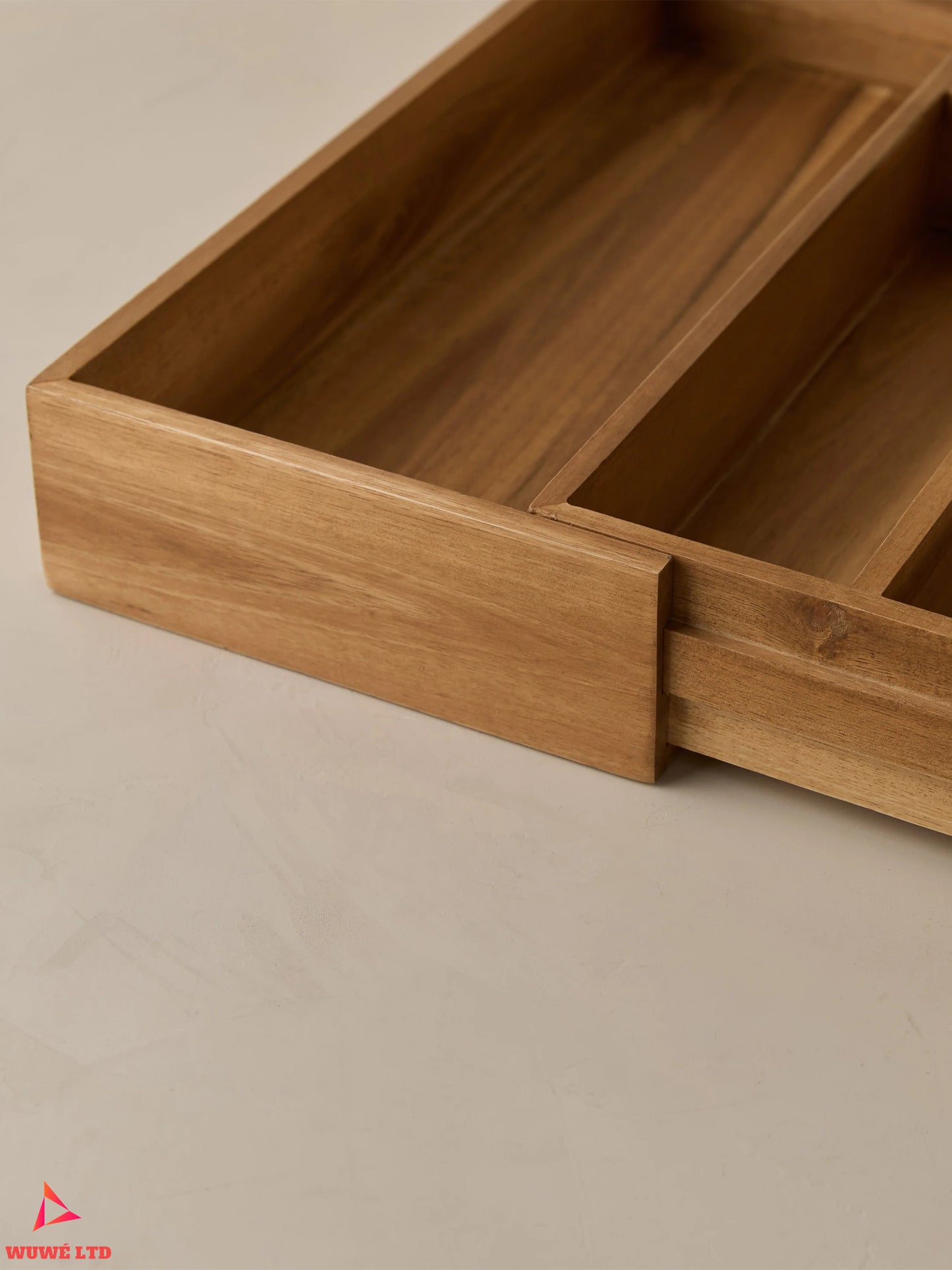 Expandable Cutlery Tray
